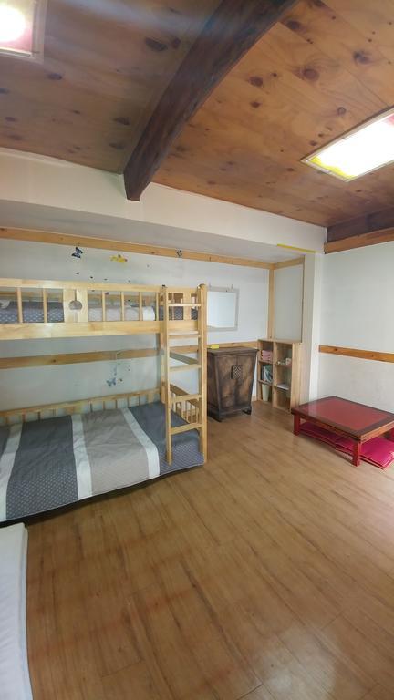 Guest house Charm Hanok 2*