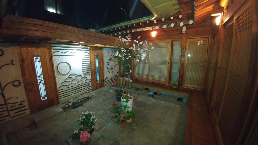 Guest house Charm Hanok