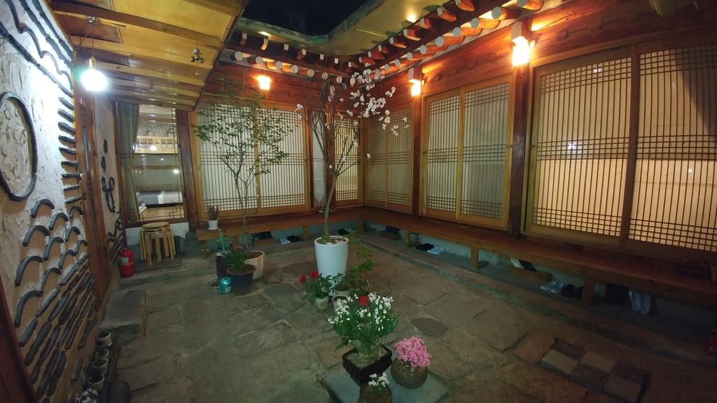 Charm Hanok Guest house