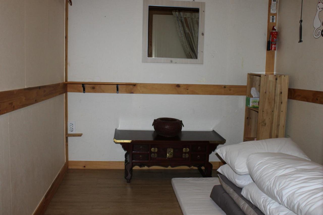 Guest house Charm Hanok 2*