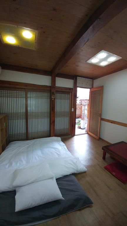 Charm Hanok 2*